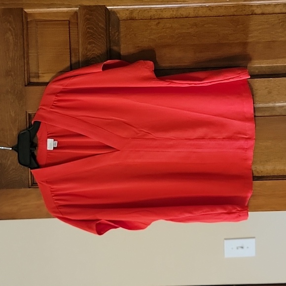 A new day blouse - Picture 1 of 6